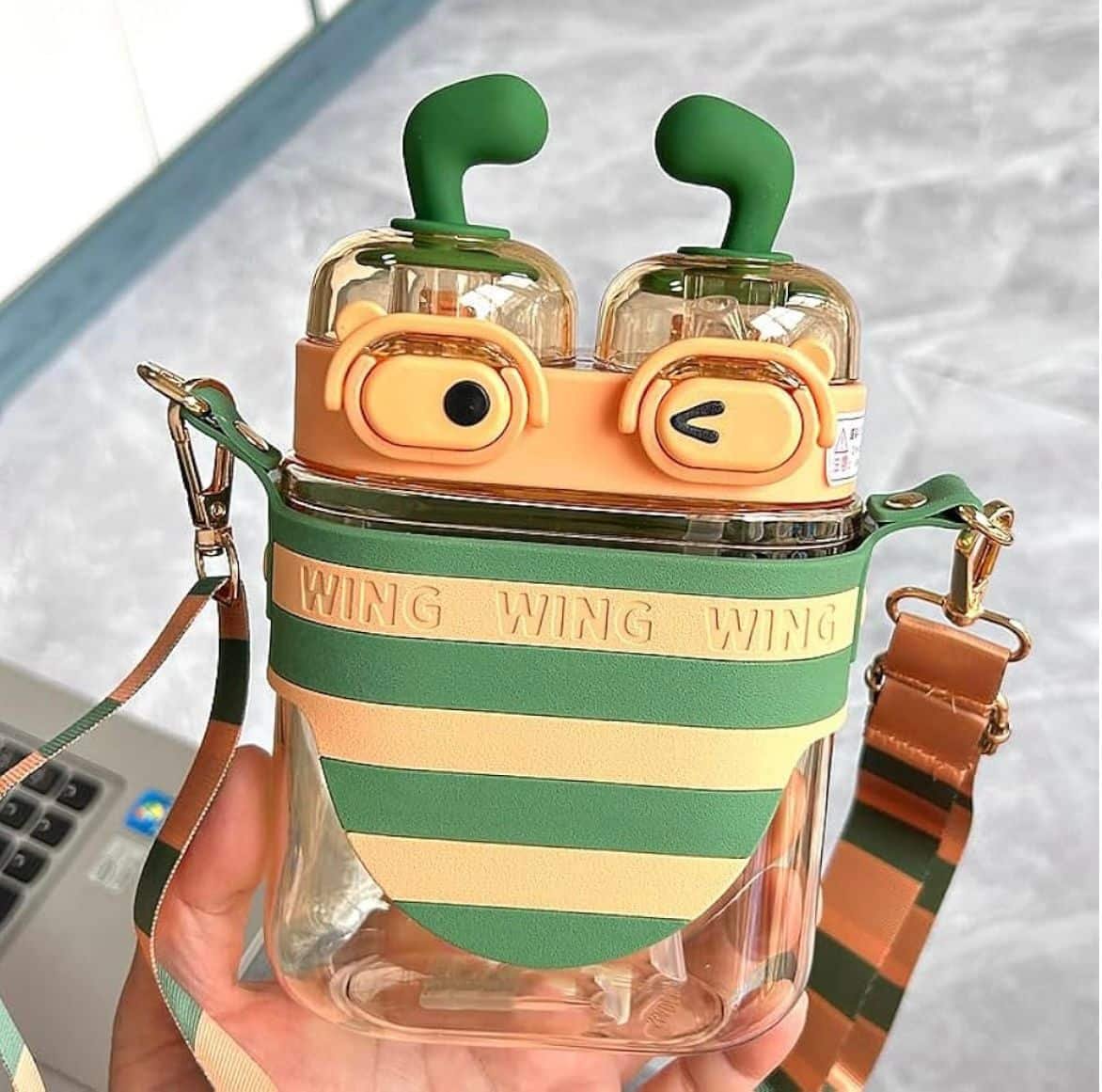 Botella Infantil Doble Compartimento Abeja - Imagen 4